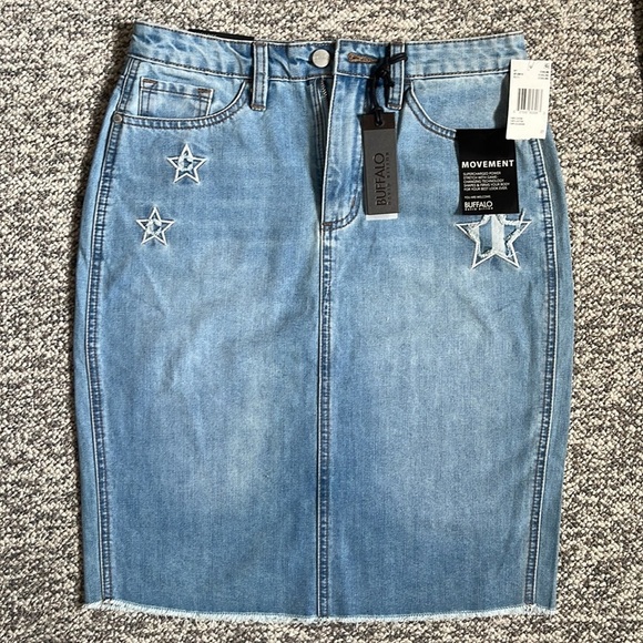 🌟Womens Buffalo denim high rise skirt- Size 27 🌟 - Picture 1 of 6